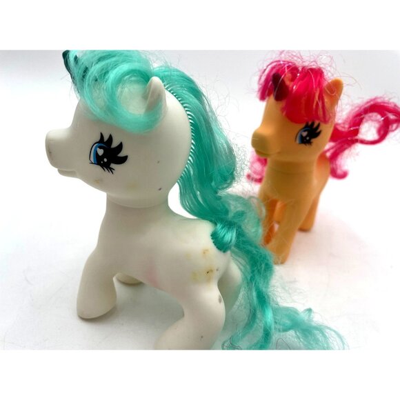 2 Vintage 1982 Hasbro My Little Pony Unicorn Figure Pair - Picture 5 of 12